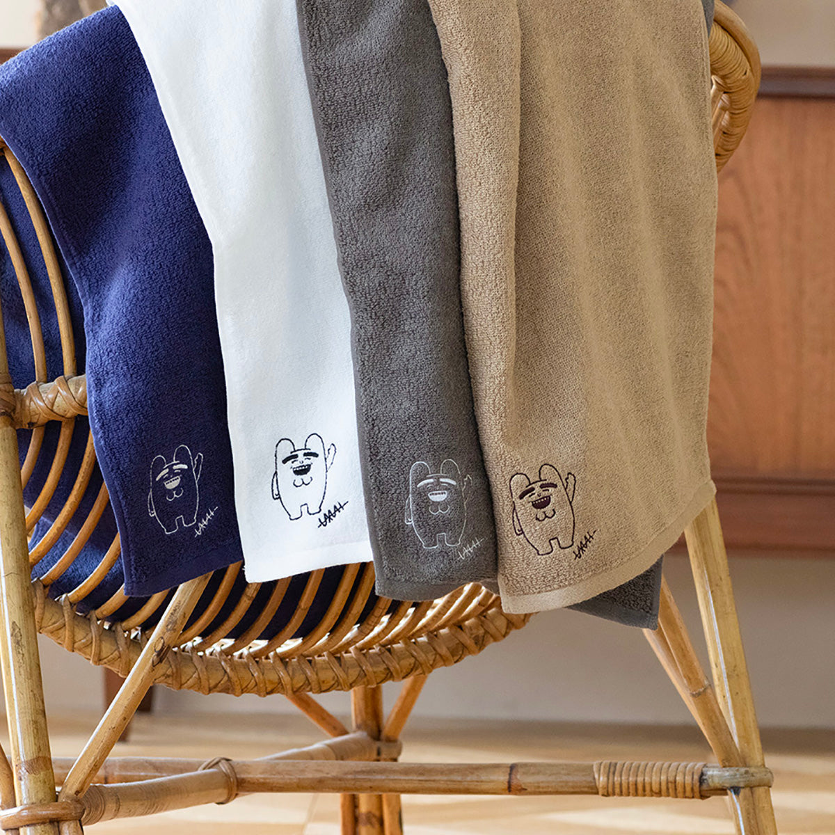 THING FABRICS × KIYOSHI フェイスタオル(ホワイト)